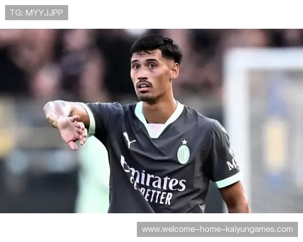 AC米兰赖因德斯连续分球创造空间